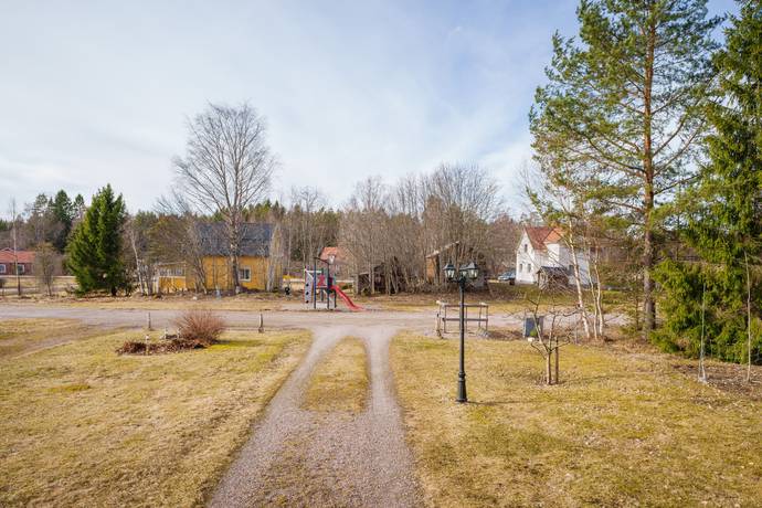 5 rum Villa på Skogsbogatan 8 Karlholm Tierps kommun - bild 27