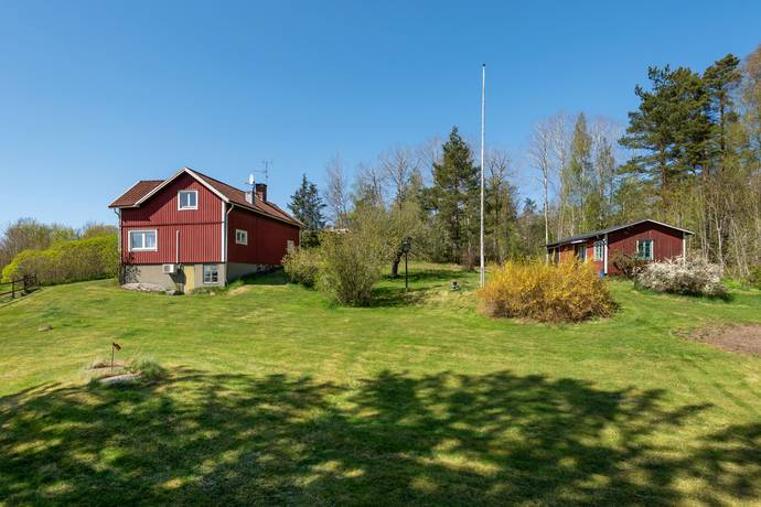 5 rum vinterbonat fritidshus på Gamla Väsbyvägen 65 och 67 Norrtälje, Norrtälje kommun - bild 4