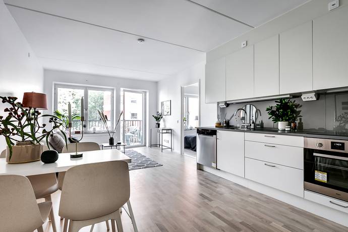 Bild på Råsundavägen 172, 3-1502