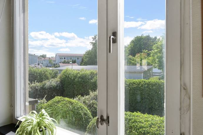 5 rum Radhus på Gränsvägen 126 Solhem Stockholms kommun - bild 38
