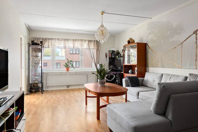 3 rum lägenhet på SORÖGATAN 67, Vån 1/3 Kista, Stockholms kommun - bild 3