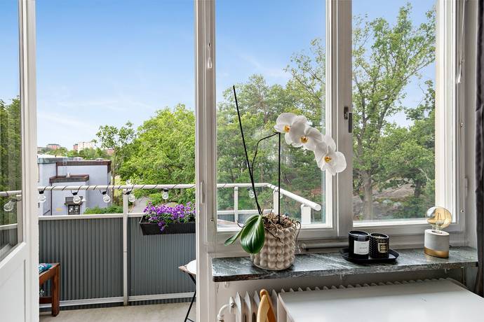 1 rum Lägenhet på Svalvägen 32, vån 3 av 3. Mosstorp Lidingö kommun - bild 2