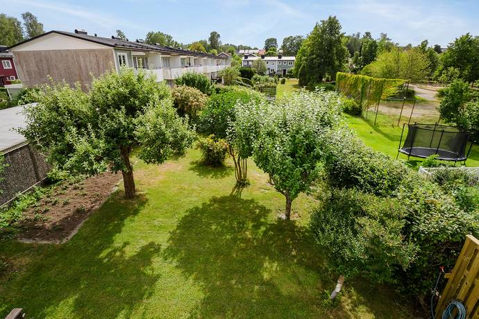 7 rum radhus på Högmoravägen 100 Älta Lovisedal/Sigfridsborg, Nacka kommun - bild 3