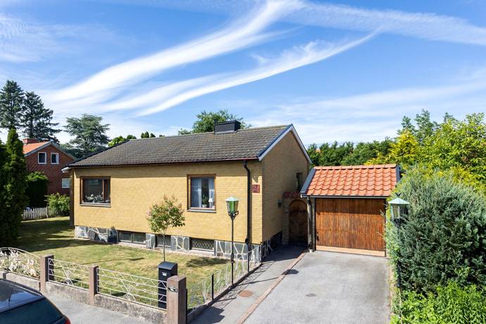 5 rum villa på Löftesgatan 21 Gullvik, Malmö kommun - bild 1