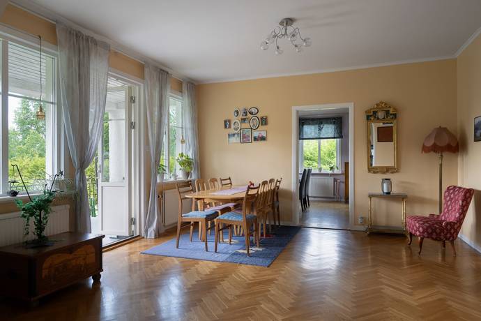 8 rum Villa på Tungelstavägen 106 Västerhaninge Haninge kommun - bild 12