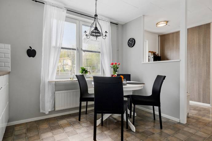 5 rum Lägenhet på Stationsgatan 23C Centralt Sigtuna kommun - bild 8