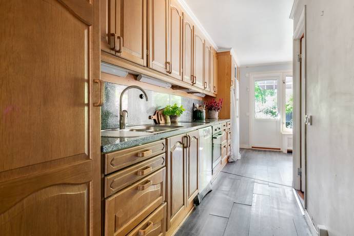 6 rum Radhus på Ängsullsvägen 43 Vällingby - Kälvesta Stockholms kommun - bild 15