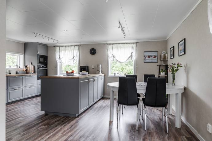 5 rum Gård med jordbruk på Lidhult 410 Vimmerby kommun - bild 11