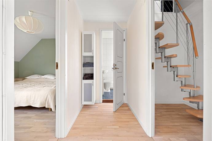 7 rum Parhus på Rödklövervägen 98A Hässelby Norra Villastad Stockholms kommun - bild 28