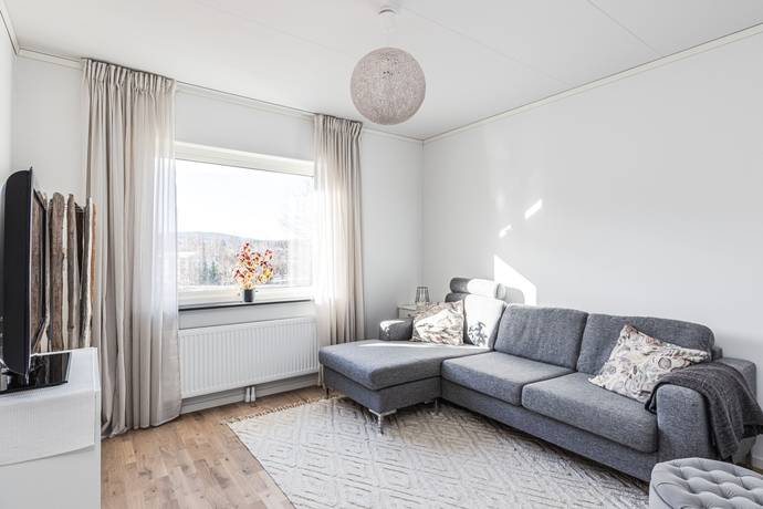 5 rum Radhus på Russvägen 21D Lillhällom Sundsvalls kommun - bild 13