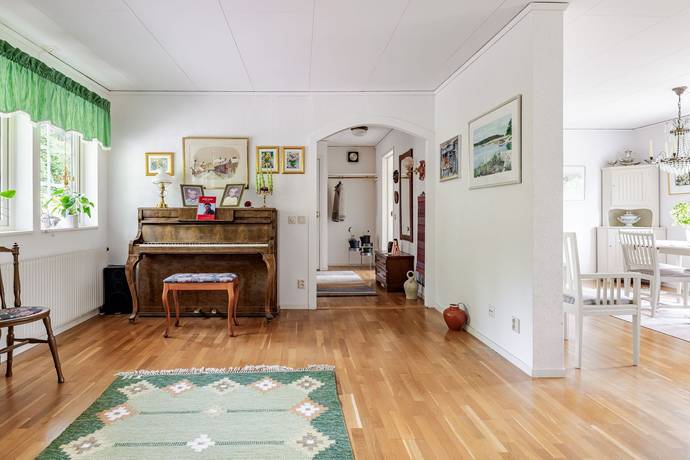 6 rum Villa på Väsbyholmsvägen 20 Mälarbaden Eskilstuna kommun - bild 36