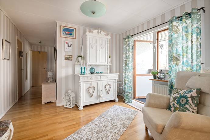 6 rum Villa på Runnavägen 42 Runna Kungsörs kommun - bild 13