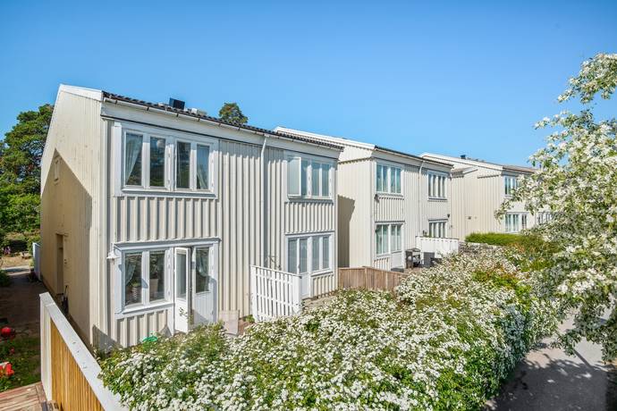 3 rum Parhus på Ribegatan 206 Kista Stockholms kommun - bild 1