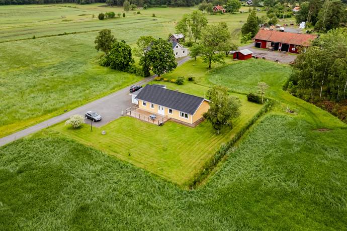 Åsaka Nordtorp 2, Åsaka, Trollhättans kommun