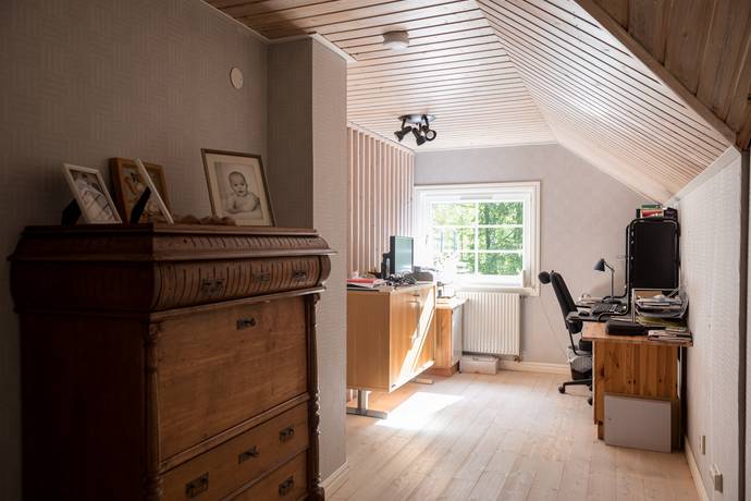 6 rum Gård utan jordbruk på Möklinta Hebo 112 Möklinta Sala kommun - bild 32