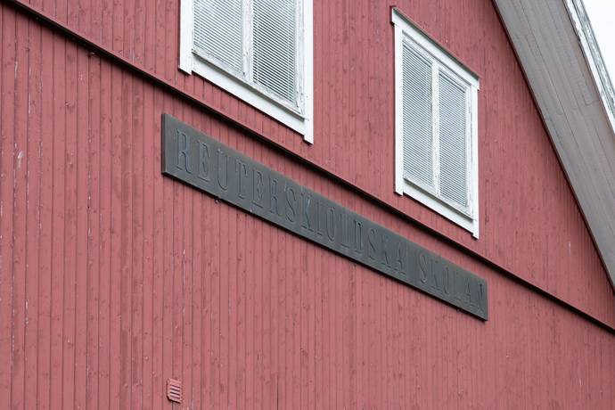 11 rum villa på Norra Hökhuvudsvägen 2 Gimo, Östhammars kommun - bild 2