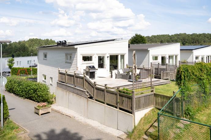 5 rum kedjehus på Lilla Björlandavägen 16 Centrala Hisingen, Göteborgs kommun - bild 3