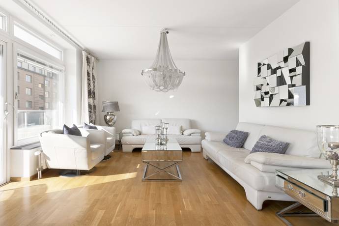 4 rum lägenhet på Gamla Enköpingsvägen 162 Ursvik, Sundbybergs kommun - bild 2