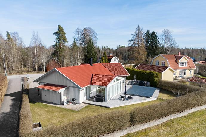 5 rum Villa på Nystedts väg 23 Hammarö kommun - bild 32