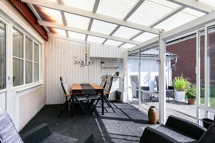 4 rum par-/kedje-/radhus på Postmästaregatan 54 Björkhaga, Örebro kommun - bild 4