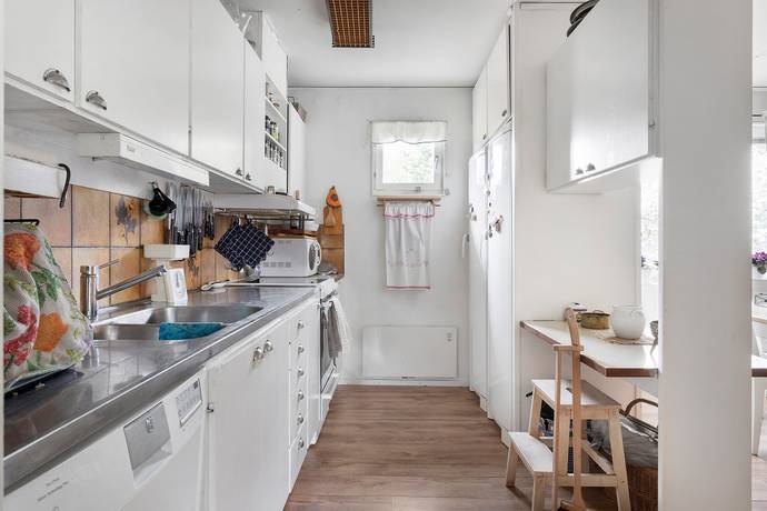 5 rum Villa på Adjutantgatan 29 Eskilstuna kommun - bild 6