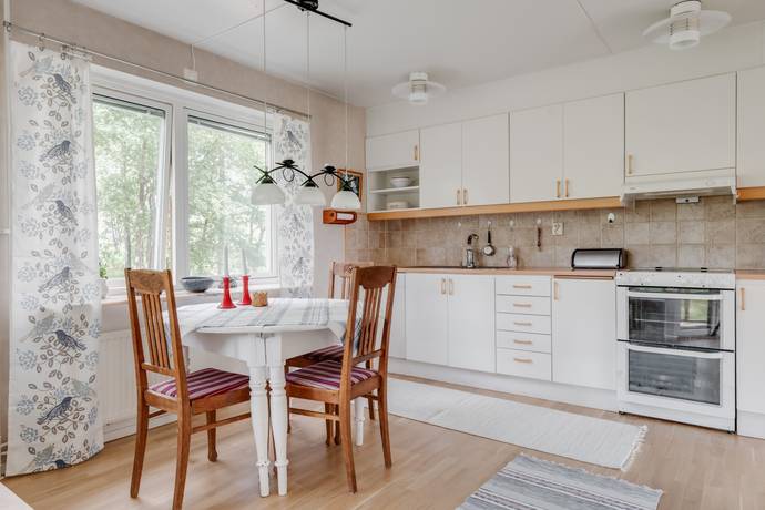 4 rum lägenhet på Hästhagsgatan 3 Byttorp, Borås kommun - bild 2