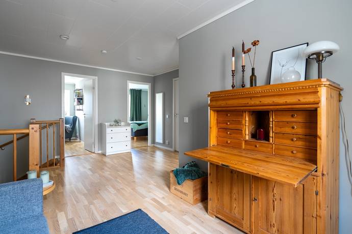 5 rum Par-/kedje-/radhus på Torpängsgatan 1B Ängby Knivsta kommun - bild 16
