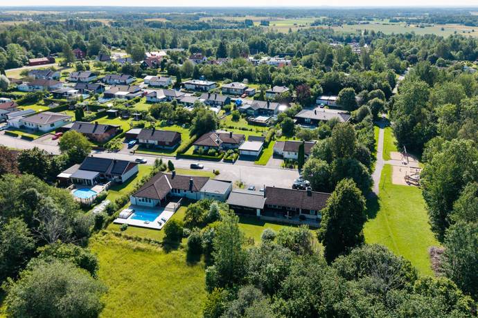 8 rum villa på Tomtavägen 30 Vintrosa, Örebro kommun - bild 4