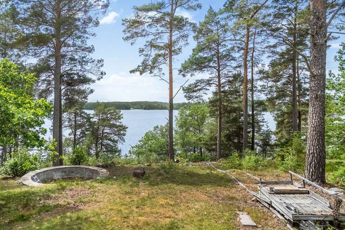 4 rum Vinterbonat fritidshus på Lärkringen 233 Ringsö Strängnäs kommun - bild 4