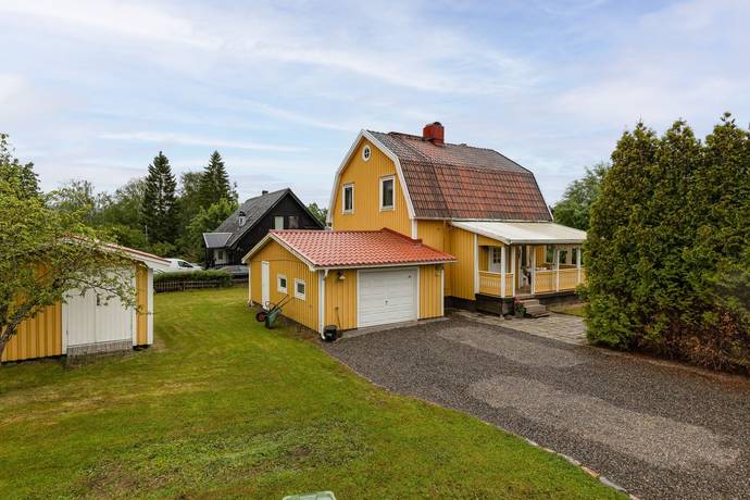 5 rum villa på Stamvägen 10A Johannedal, Sundsvalls kommun - bild 1
