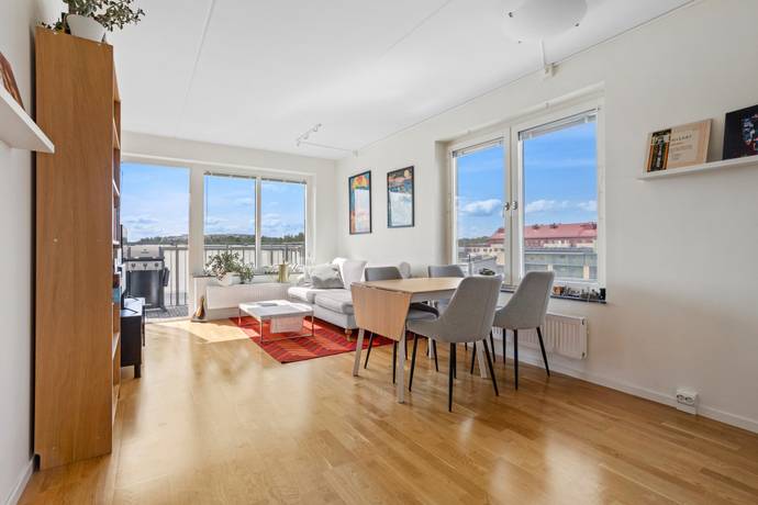 2 rum lägenhet på Ursviks allé 41 Sundbyberg - Ursvik, Sundbybergs kommun - bild 2
