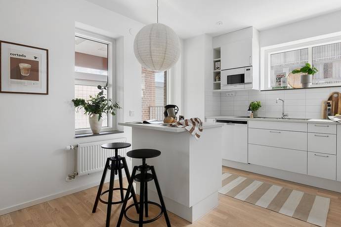 3 rum lägenhet på Cv-gatan 99 Centralt, Örebro kommun - bild 4