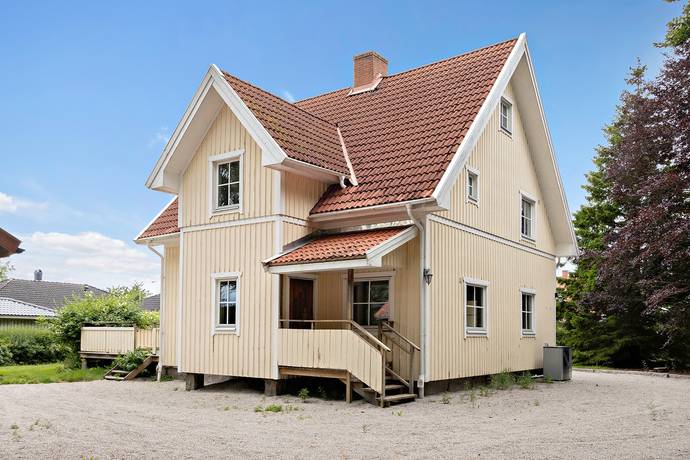 7 rum villa på Helenebergsvägen 13B Vargön, Vänersborgs kommun - bild 1