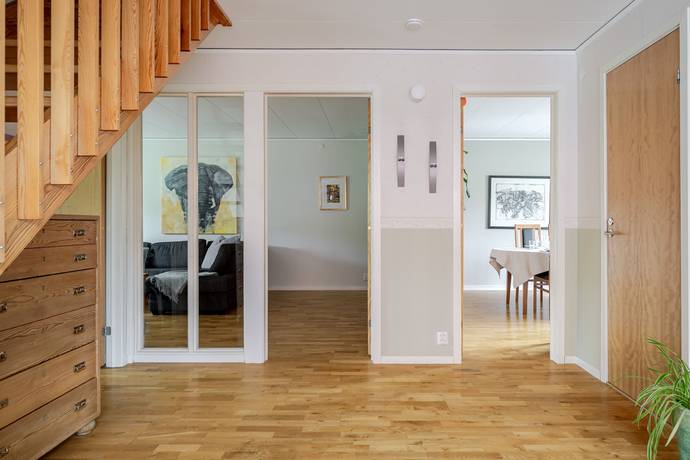 6 rum Kedjehus på Ekhovsvägen 23 Mariefred Strängnäs kommun - bild 10