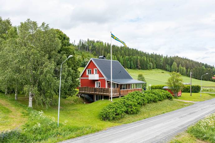 6 rum gård/skog på Bångåsen 300 Offerdal, Krokoms kommun - bild 2