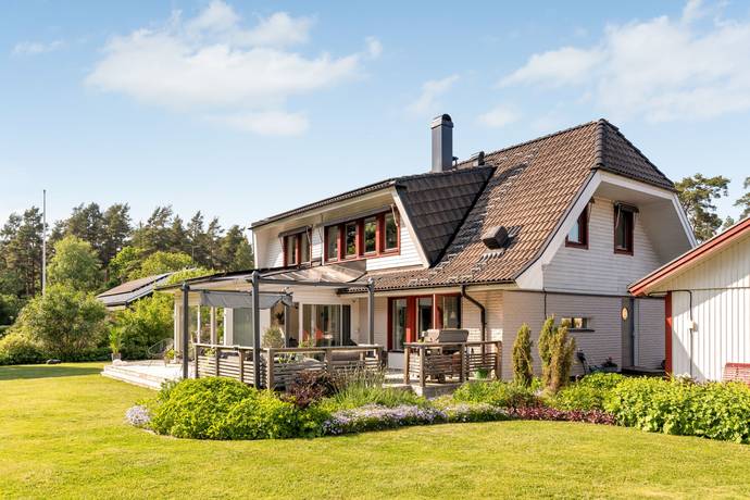 6 rum villa på Hartrajet 20 Bergsbrunna, Uppsala kommun - bild 1