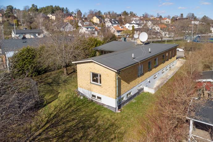 10 rum villa på Småbrukarvägen 29 Sundby, Stockholms kommun - bild 2