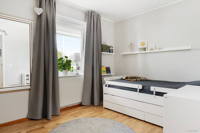 5 rum villa på Renströmsvägen 2 Björndalen, Trollhättans kommun - bild 3