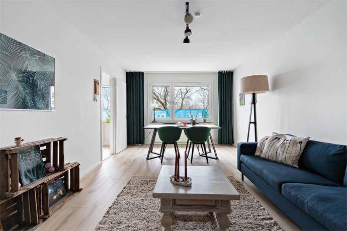3 rum lägenhet på Herrgårdsvägen 32 Centrala Väsby, Upplands Väsby kommun - bild 2