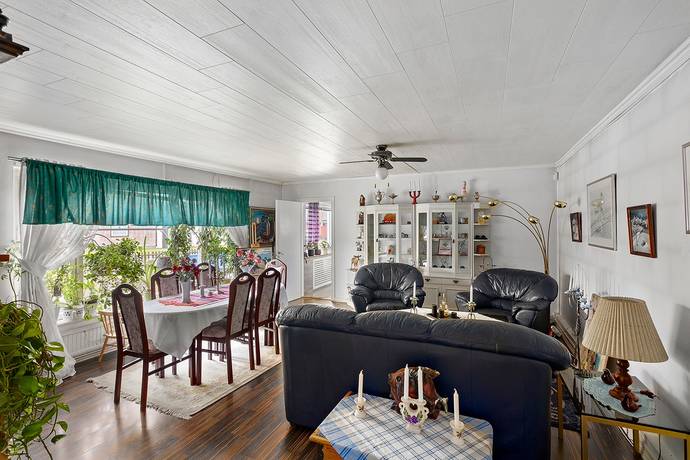 5 rum Villa på Arvid Rödings väg 14 Laxå Laxå kommun - bild 20