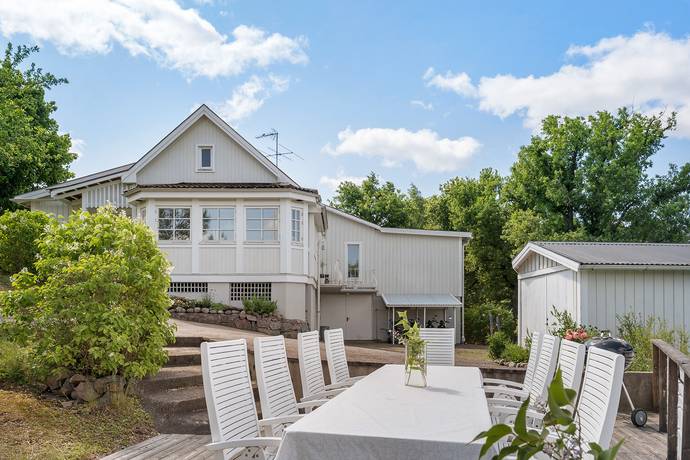 8 rum villa på Volontärvägen 5 Viby, Sollentuna kommun - bild 1