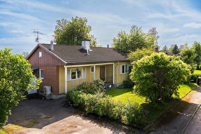 5 rum villa på Hyttgatan 10 Filipstad, Filipstads kommun - bild 1