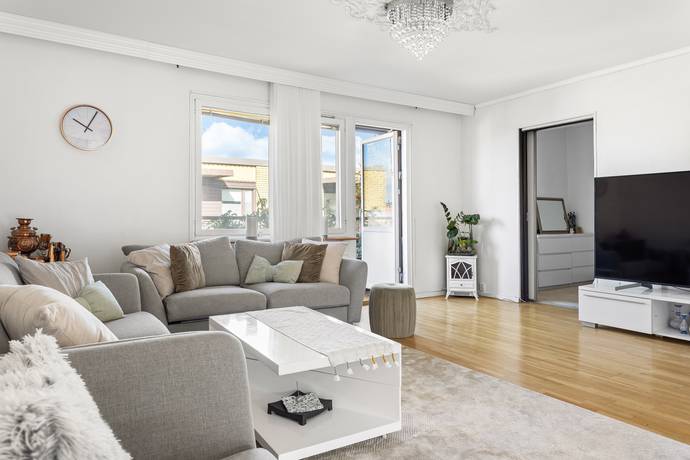Helsingforsgatan 33, Akalla, Stockholms kommun