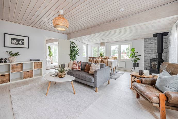 313 m² Villa på Väsbyholmsvägen 35 Mälarbaden Eskilstuna kommun - bild 70