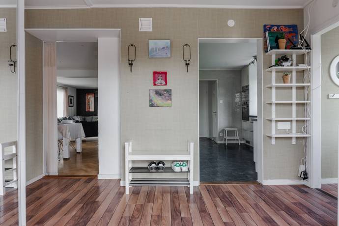 7 rum Villa på Holmgatan 14 Tibro kommun - bild 6