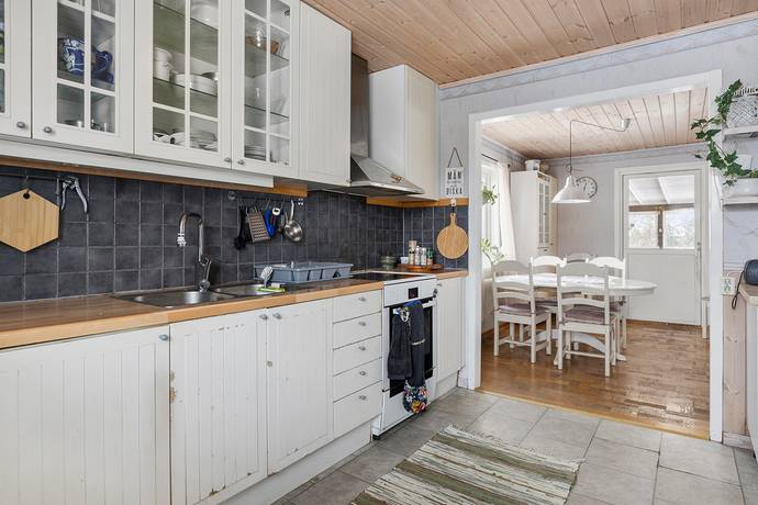 5 rum Villa på Hjalmar Palms väg 6 Marieberg Örebro kommun - bild 9