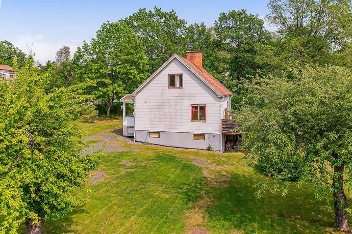 5 rum villa på Södra Villagatan 1 Hälleforsnäs, Flens kommun - bild 2