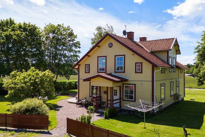 5 rum gård utan jordbruk på Mariedamm Norra Björnfall 627 Askersund, Askersunds kommun - bild 1