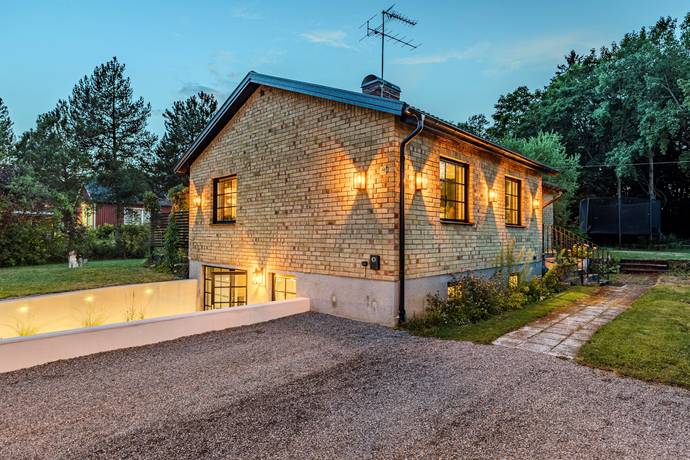 5 rum villa på Georg Nyströmsgatan 9 Torshälla, Eskilstuna kommun - bild 2