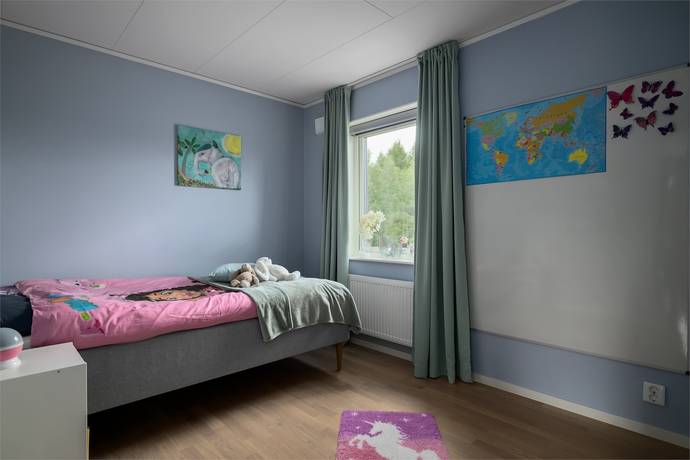 7 rum Villa på Kardborrevägen 3 Sorunda Nynäshamns kommun - bild 33